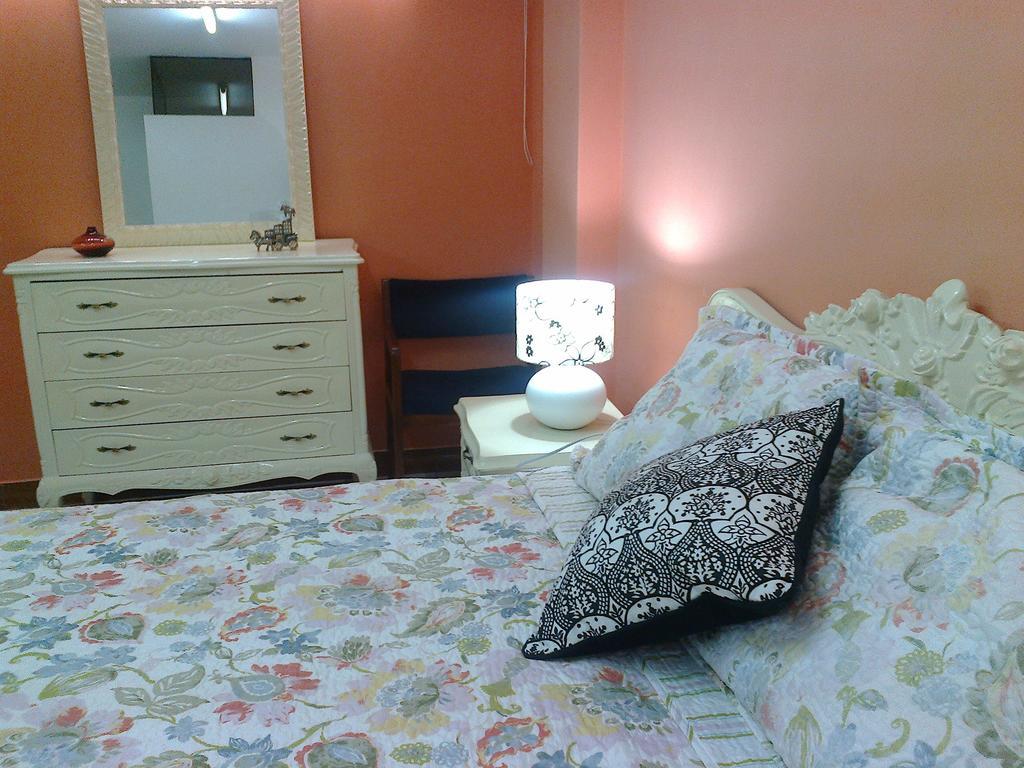 Strenua Santa Maria Suites Трухильо Экстерьер фото