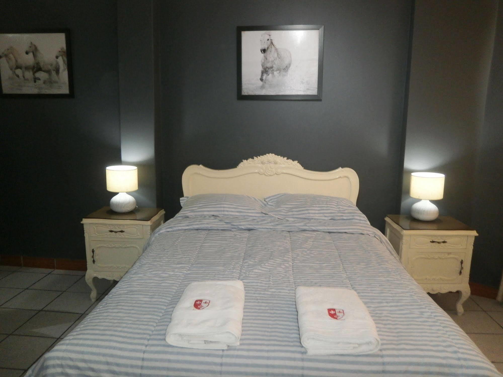 Strenua Santa Maria Suites Трухильо Экстерьер фото